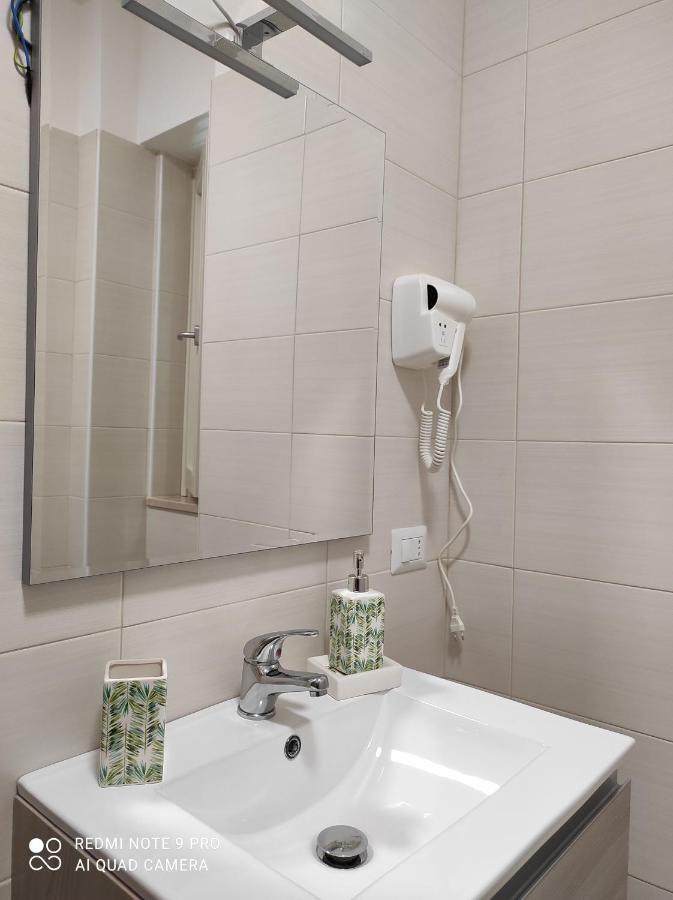 Hotel Bbnapl'Est Neapol Zewnętrze zdjęcie